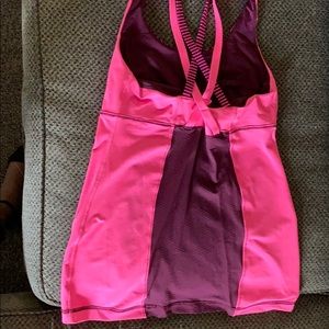 Lululemon tank